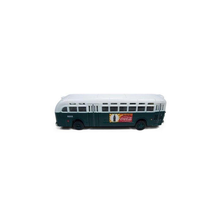 Classic Metal Works HO Scale PD4103 Intercity Bus, Chicago/Coca-Cola